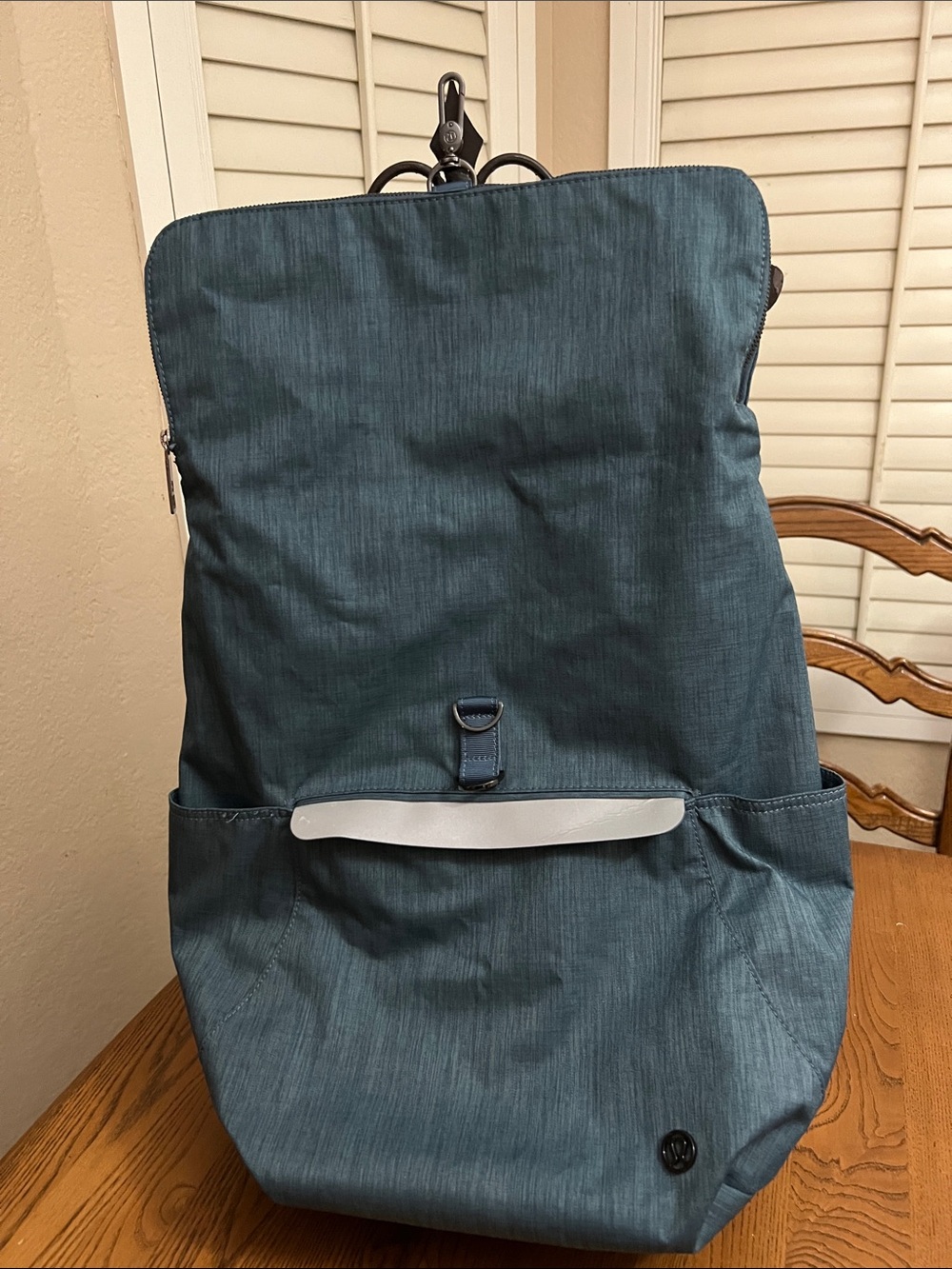 Lululemon Rise & Shine Backpack - Picture 3 of 4